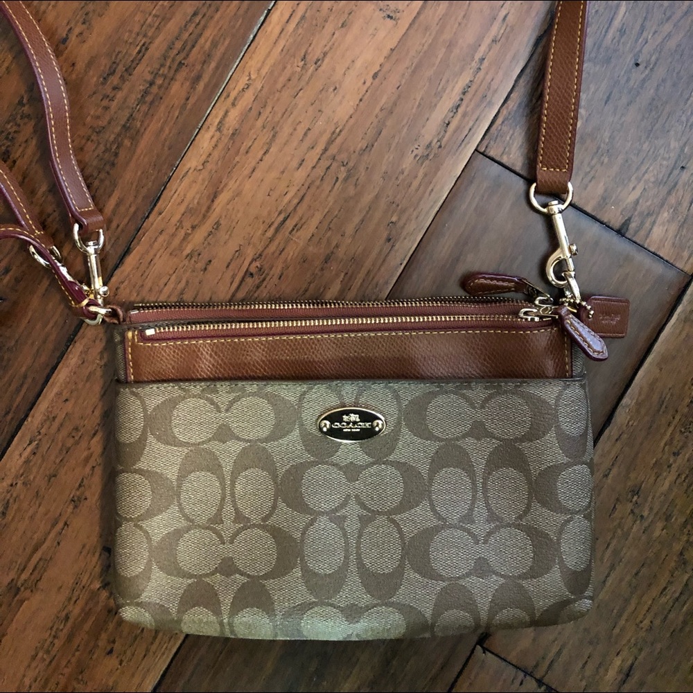 Coach small crossbody combo